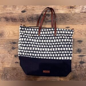 TOMMY BAHAMA Purse Paper Straw TOTE Bag Fringe Poms Lined Tan Black